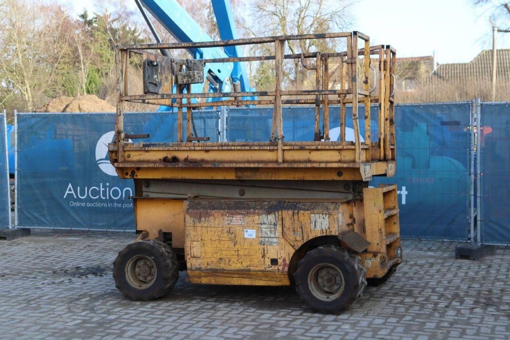 Teleskoparbeitsbühne of the type Genie GS-3268 RT, Gebrauchtmaschine in Antwerpen (Picture 3)