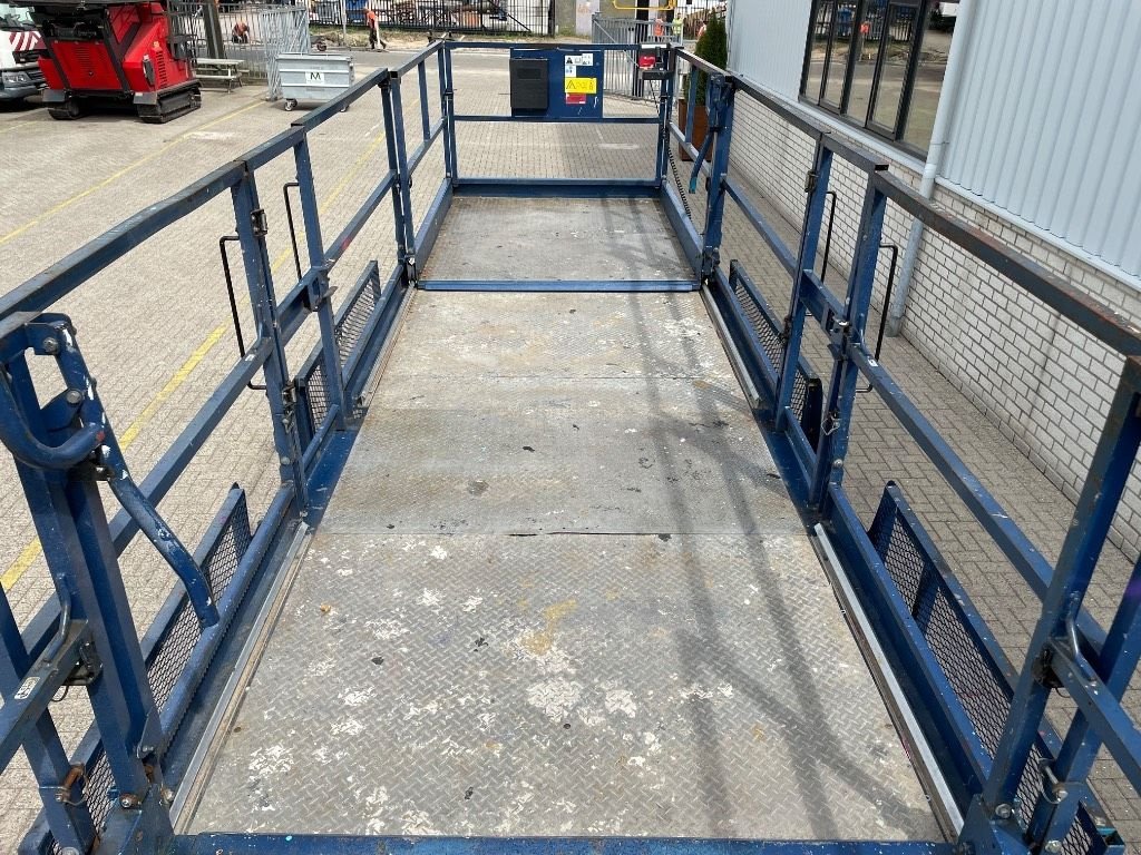 Teleskoparbeitsbühne tipa Genie GS 3384 RT, Gebrauchtmaschine u WIJCHEN (Slika 11)