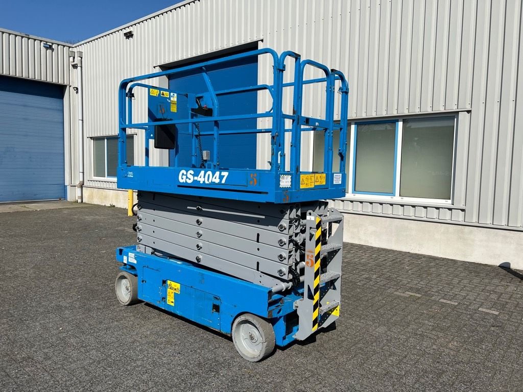 Teleskoparbeitsbühne des Typs Genie GS 4047, Schaar hoogwerker, 14 meter, Gebrauchtmaschine in Heijen (Bild 7)