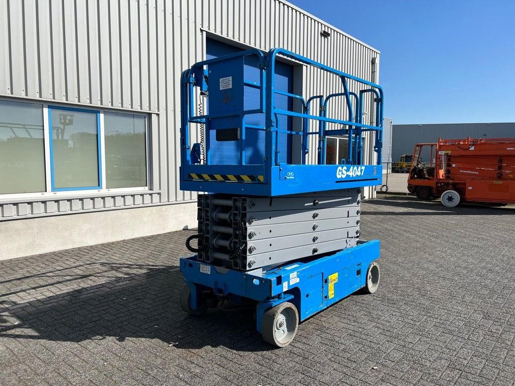 Teleskoparbeitsbühne des Typs Genie GS 4047, Schaar hoogwerker, 14 meter, Gebrauchtmaschine in Heijen (Bild 3)