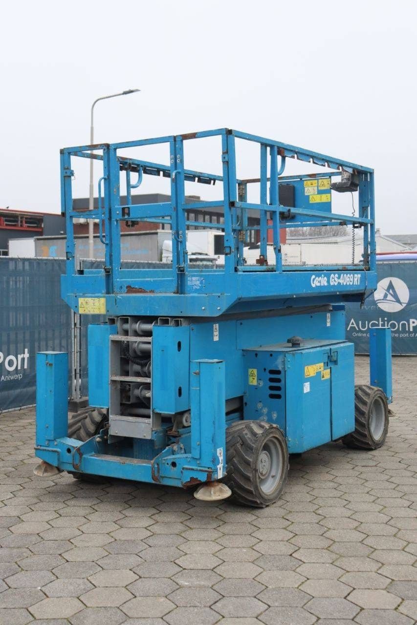 Teleskoparbeitsbühne tip Genie GS-4069, Gebrauchtmaschine in Antwerpen (Poză 10)