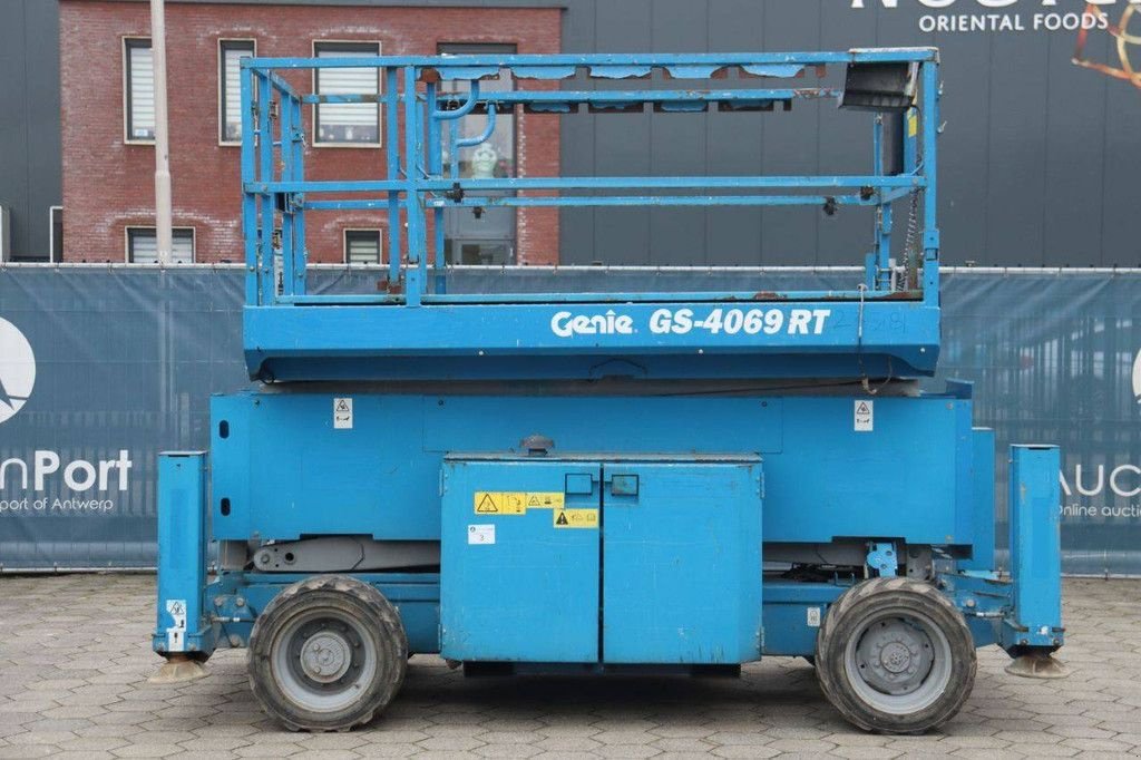 Teleskoparbeitsbühne tip Genie GS-4069, Gebrauchtmaschine in Antwerpen (Poză 2)