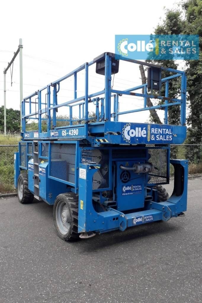 Teleskoparbeitsbühne des Typs Genie GS 4390 RT 2008, Gebrauchtmaschine in Sittard (Bild 9)