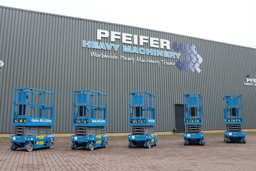 Teleskoparbeitsbühne of the type Genie GS1330M ALL-ELECTRIC DC DRIVE, 5.9M WORKING HEIGHT, Gebrauchtmaschine in Groenlo (Picture 9)