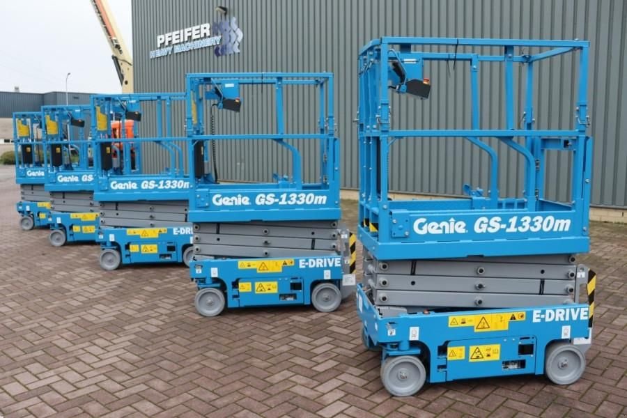 Teleskoparbeitsbühne of the type Genie GS1330M ALL-ELECTRIC DC DRIVE, 5.9M WORKING HEIGHT, Gebrauchtmaschine in Groenlo (Picture 8)