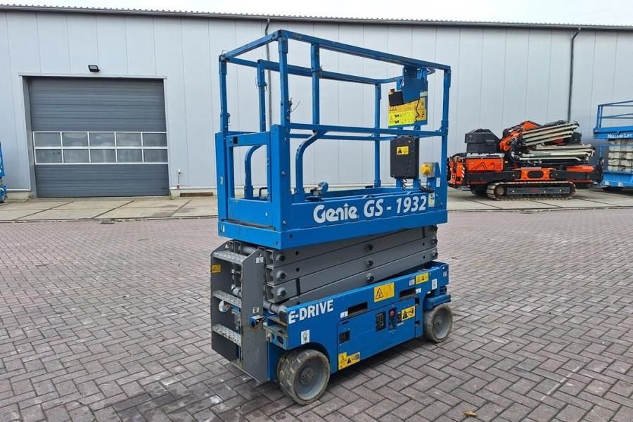 Teleskoparbeitsbühne of the type Genie GS1932 E-Drive Several In Stock, 8m Working Height, Gebrauchtmaschine in Groenlo (Picture 2)