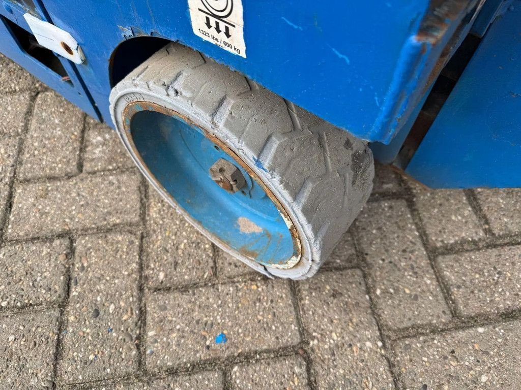 Teleskoparbeitsbühne vrste Genie GS1932 Hoogwerker Schaarhoogwerker, Gebrauchtmaschine v Hedel (Slika 5)