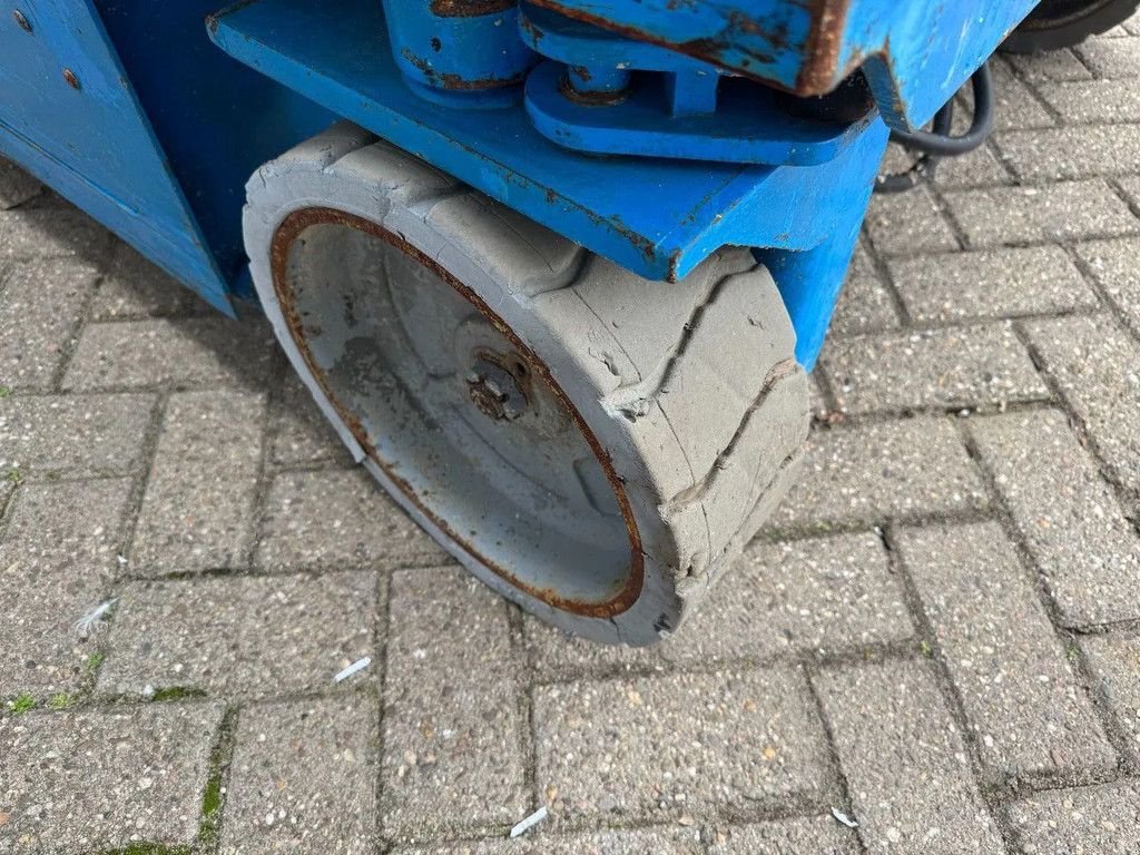 Teleskoparbeitsbühne vrste Genie GS2646 Hoogwerker Schaarhoogwerker, Gebrauchtmaschine v Hedel (Slika 8)