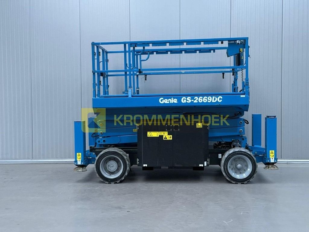 Teleskoparbeitsbühne от тип Genie GS2669 DC, Gebrauchtmaschine в Apeldoorn (Снимка 7)