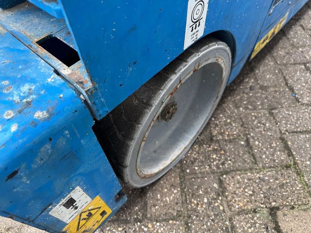 Teleskoparbeitsbühne typu Genie GS3232 Hoogwerker Schaarhoogwerker, Gebrauchtmaschine v Hedel (Obrázek 7)