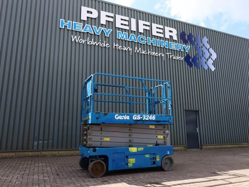 Teleskoparbeitsbühne tipa Genie GS3246 Electric, Working Height 11.75 m, 318kg Cap, Gebrauchtmaschine u Groenlo (Slika 1)