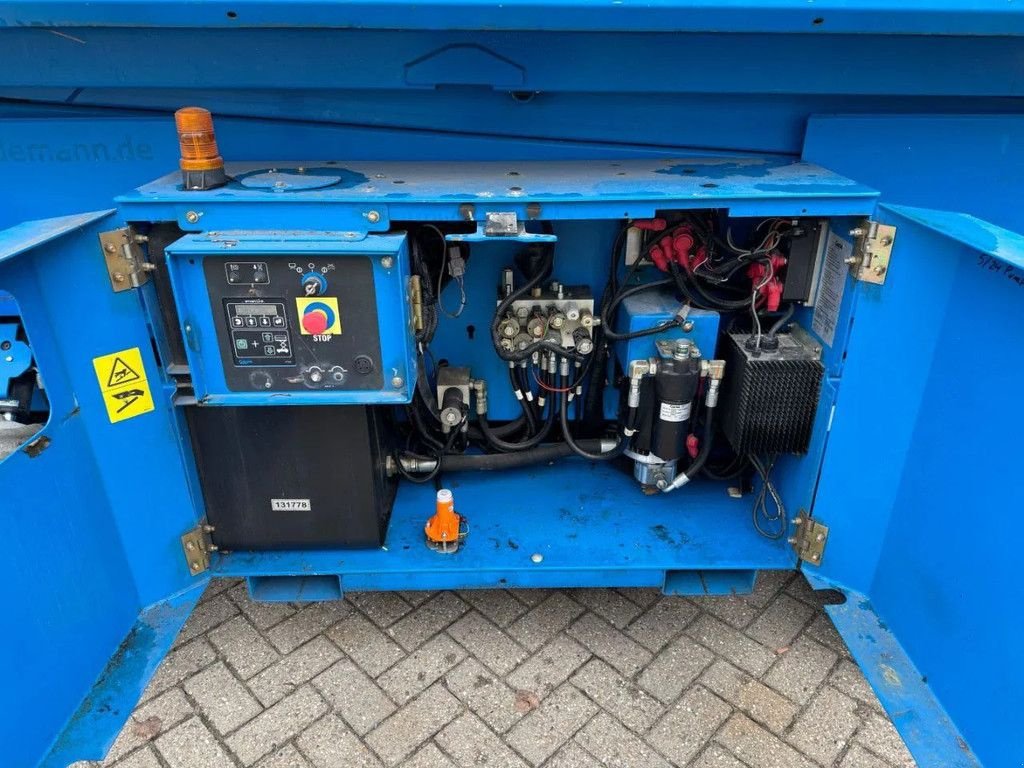 Teleskoparbeitsbühne vrste Genie GS3369DC Hoogwerker Schaarhoogwerker, Gebrauchtmaschine v Hedel (Slika 11)