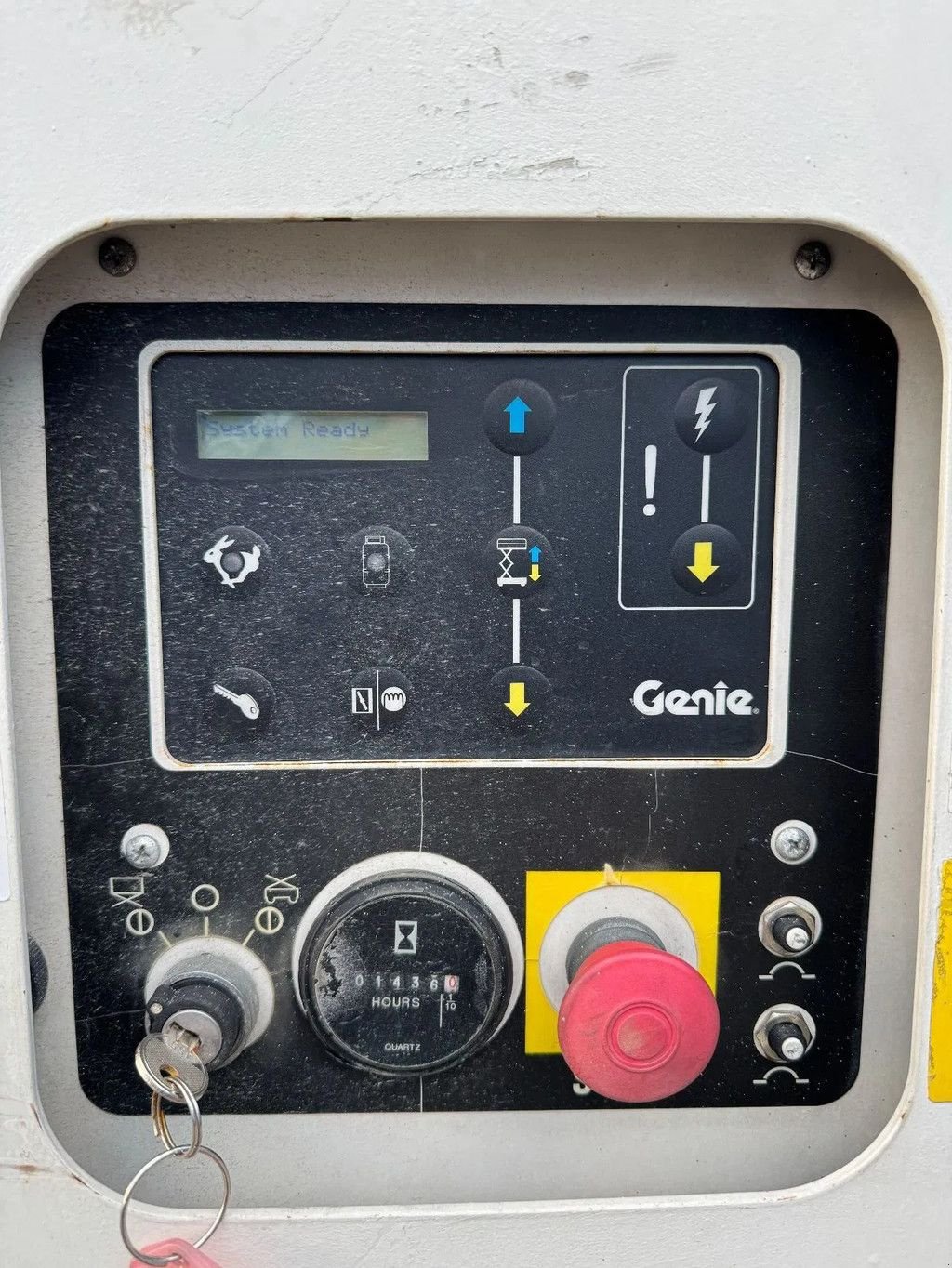 Teleskoparbeitsbühne типа Genie GS3369RT Hoogwerker Schaarhoogwerker Ruwterrein, Gebrauchtmaschine в Hedel (Фотография 10)