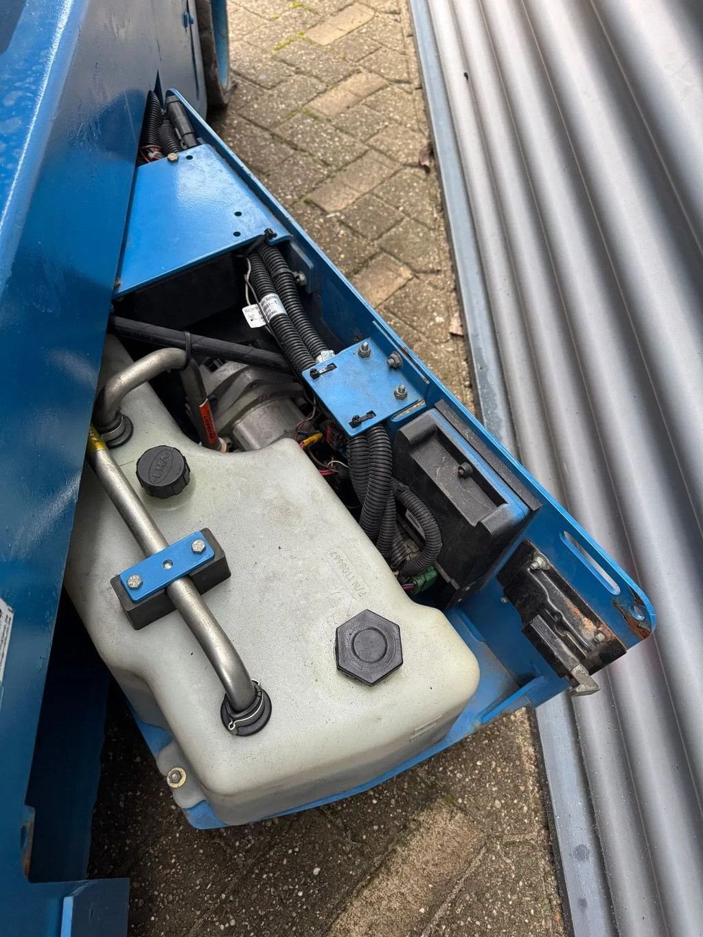 Teleskoparbeitsbühne от тип Genie GS4047 Hoogwerker Schaarhoogwerker, Gebrauchtmaschine в Hedel (Снимка 10)