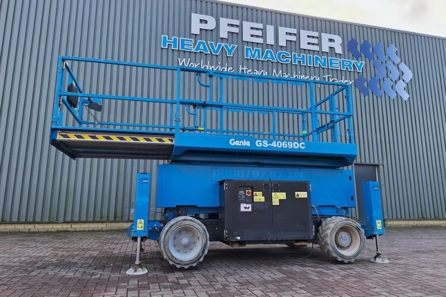 Teleskoparbeitsbühne des Typs Genie GS4069DC Electric, 14m Working Height, 363kg Capac, Gebrauchtmaschine in Groenlo (Bild 11)