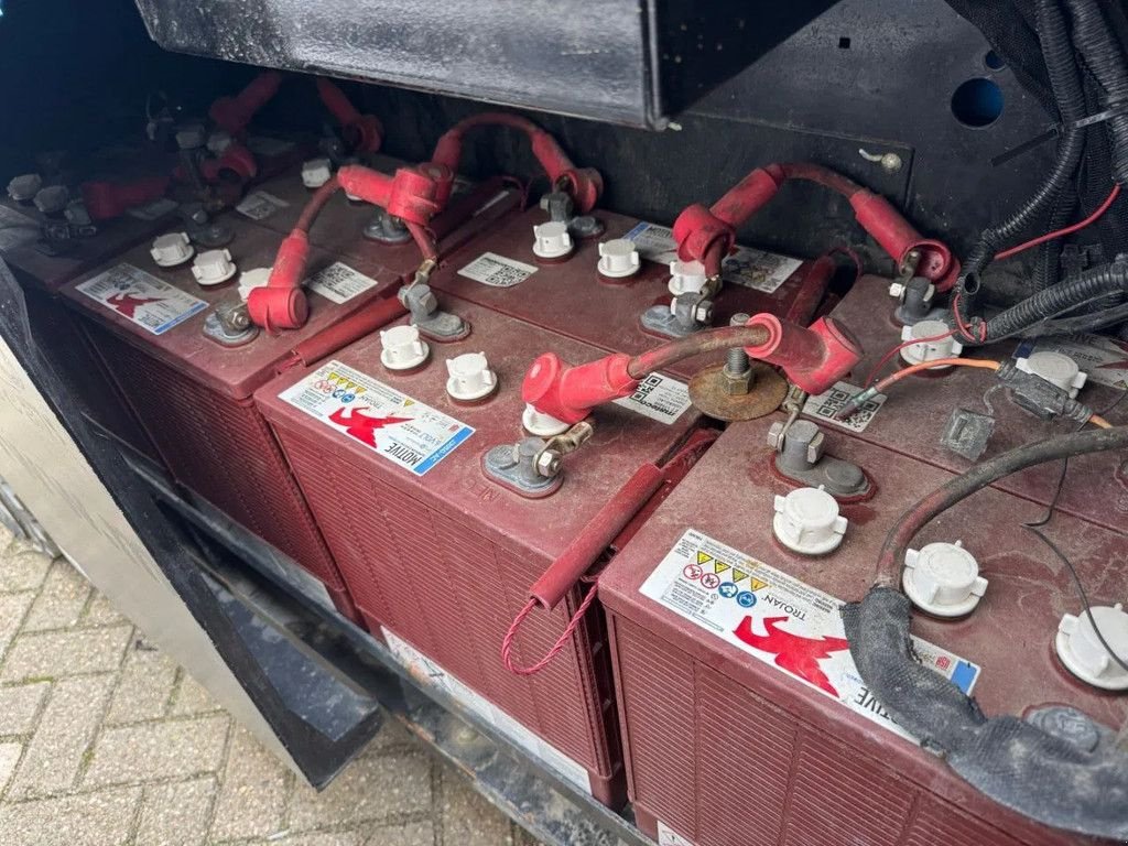 Teleskoparbeitsbühne del tipo Genie GS4069DC Hoogwerker Schaarhoogwerker, Gebrauchtmaschine en Hedel (Imagen 9)