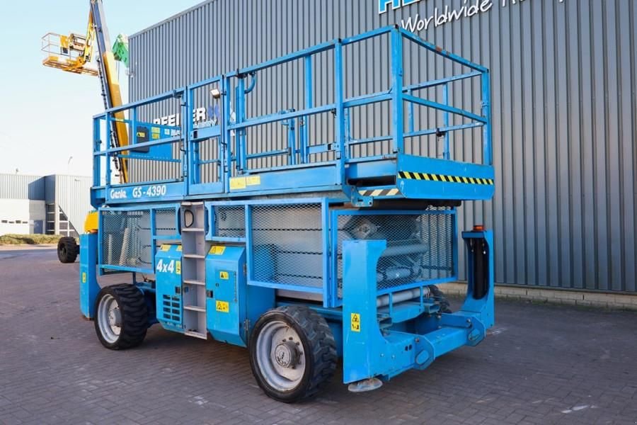Teleskoparbeitsbühne tipa Genie GS4390 Diesel, 4x4 Drive, 15m Working Height, 680k, Gebrauchtmaschine u Groenlo (Slika 10)