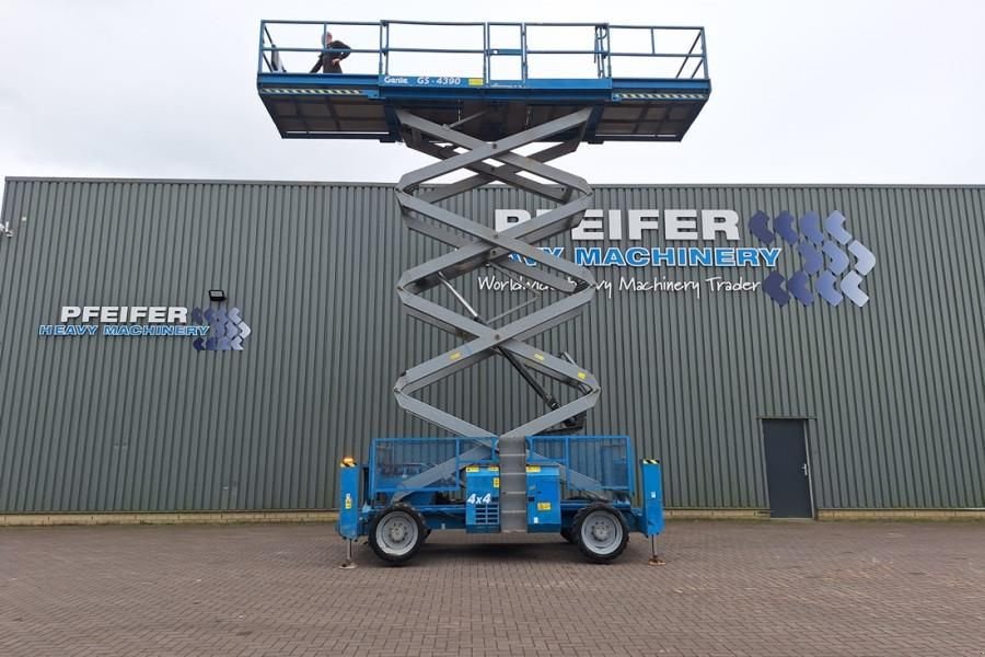 Teleskoparbeitsbühne tipa Genie GS4390 Diesel, 4x4 Drive, 15m Working Height, 680k, Gebrauchtmaschine u Groenlo (Slika 11)