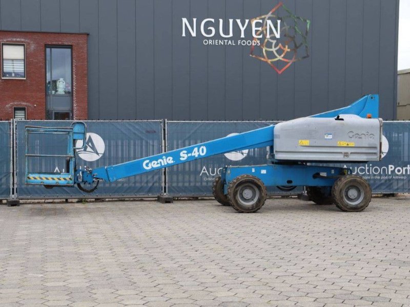 Teleskoparbeitsbühne типа Genie S-40, Gebrauchtmaschine в Antwerpen (Фотография 1)