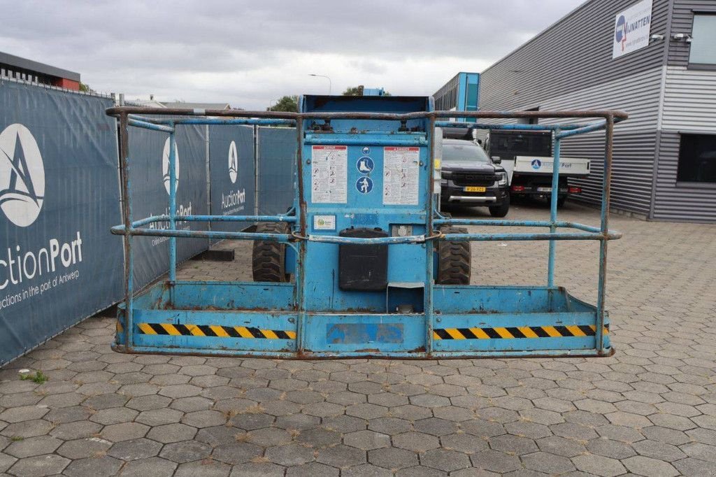 Teleskoparbeitsbühne типа Genie S-40, Gebrauchtmaschine в Antwerpen (Фотография 9)