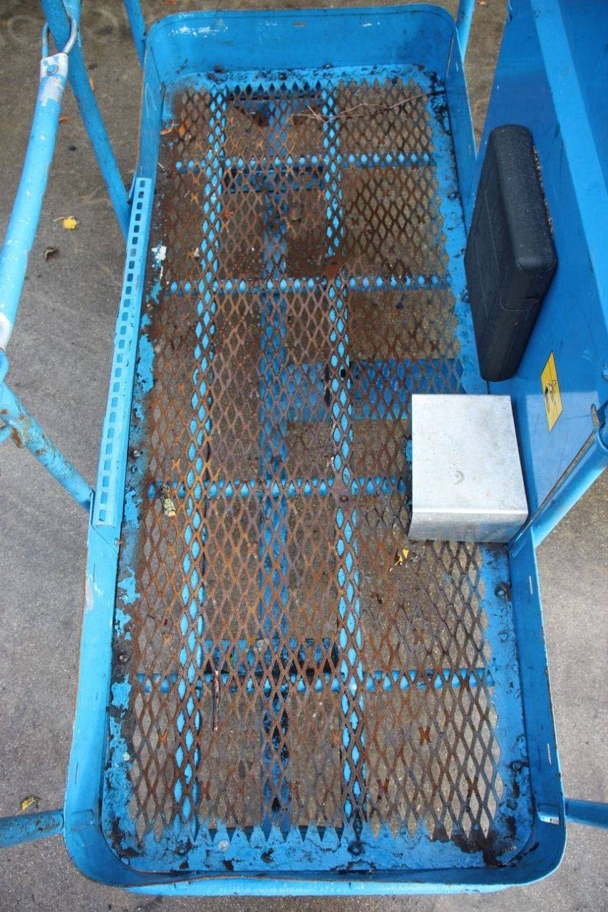 Teleskoparbeitsbühne des Typs Genie S-65 Trax, Gebrauchtmaschine in Antwerpen (Bild 11)