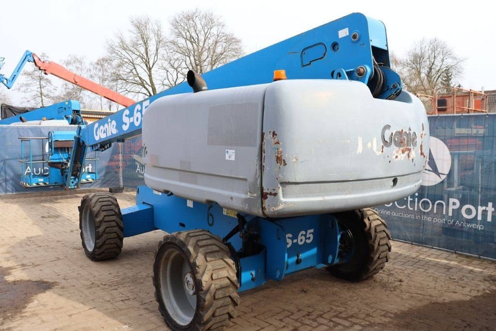 Teleskoparbeitsbühne del tipo Genie S-65, Gebrauchtmaschine In Antwerpen (Immagine 4)