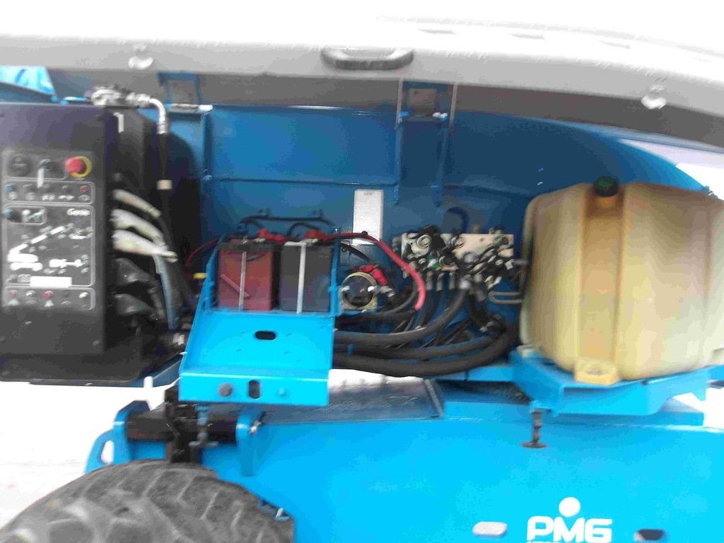 Teleskoparbeitsbühne des Typs Genie S-85, Gebrauchtmaschine in Antwerpen (Bild 10)