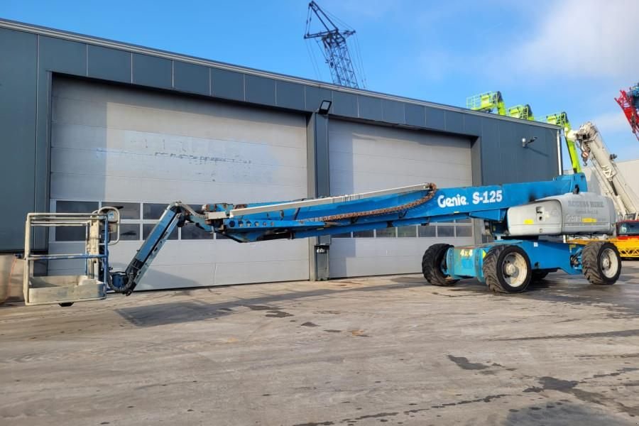 Teleskoparbeitsbühne типа Genie S125 As-Is, Diesel, 4x4x4 Drive, 40.1m Working Hei, Gebrauchtmaschine в Groenlo (Фотография 1)