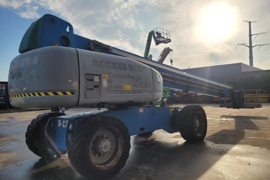 Teleskoparbeitsbühne типа Genie S125 As-Is, Diesel, 4x4x4 Drive, 40.1m Working Hei, Gebrauchtmaschine в Groenlo (Фотография 8)