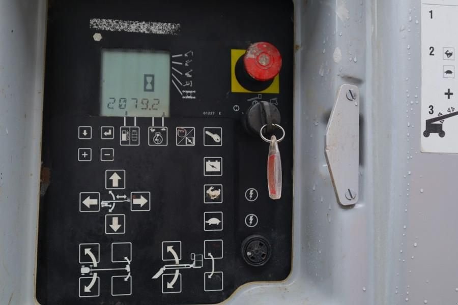 Teleskoparbeitsbühne tipa Genie S125 Diesel, 4x4x4 Drive, 40.1m Working Height, 24, Gebrauchtmaschine u Groenlo (Slika 4)