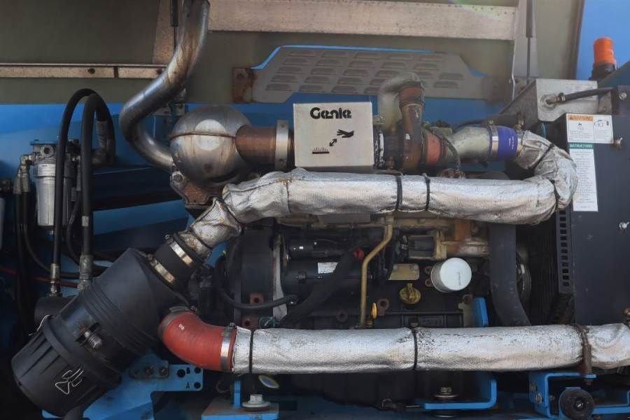 Teleskoparbeitsbühne Türe ait Genie S125 Valid inspection, *Guarantee! Diesel, 4x4x4 D, Gebrauchtmaschine içinde Groenlo (resim 4)