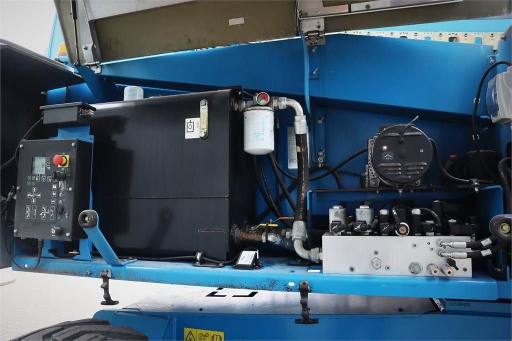 Teleskoparbeitsbühne des Typs Genie S125 Valid inspection, *Guarantee! Diesel, 4x4x4 D, Gebrauchtmaschine in Groenlo (Bild 10)