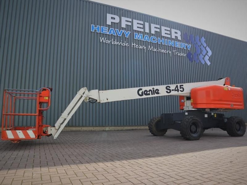 Teleskoparbeitsbühne des Typs Genie S45 Valid inspection, Diesel, 4x4 Drive, 15.72 m W, Gebrauchtmaschine in Groenlo (Bild 1)