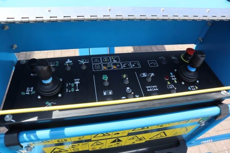 Teleskoparbeitsbühne του τύπου Genie S65XC Trax Valid inspection, *Guarantee! Diesel, 4, Gebrauchtmaschine σε Groenlo (Φωτογραφία 4)