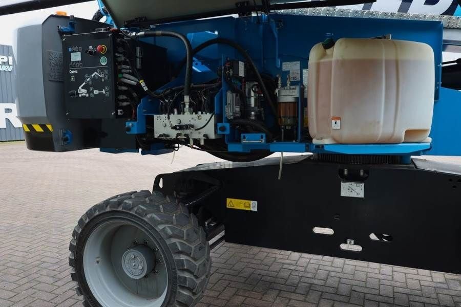 Teleskoparbeitsbühne des Typs Genie S65XC Valid inspection, *Guarantee! Diesel, 4x4 Dr, Gebrauchtmaschine in Groenlo (Bild 11)
