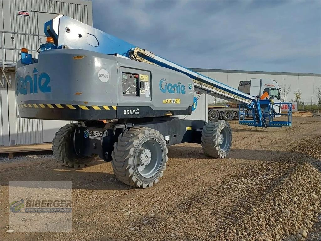 Teleskoparbeitsbühne типа Genie S85 XC, Gebrauchtmaschine в Schierling (Фотография 3)