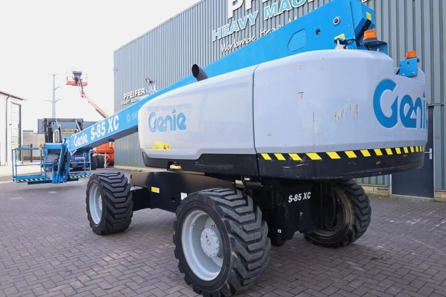 Teleskoparbeitsbühne des Typs Genie S85XC Valid inspection, *Guarantee! Diesel, 4x4 Dr, Gebrauchtmaschine in Groenlo (Bild 11)