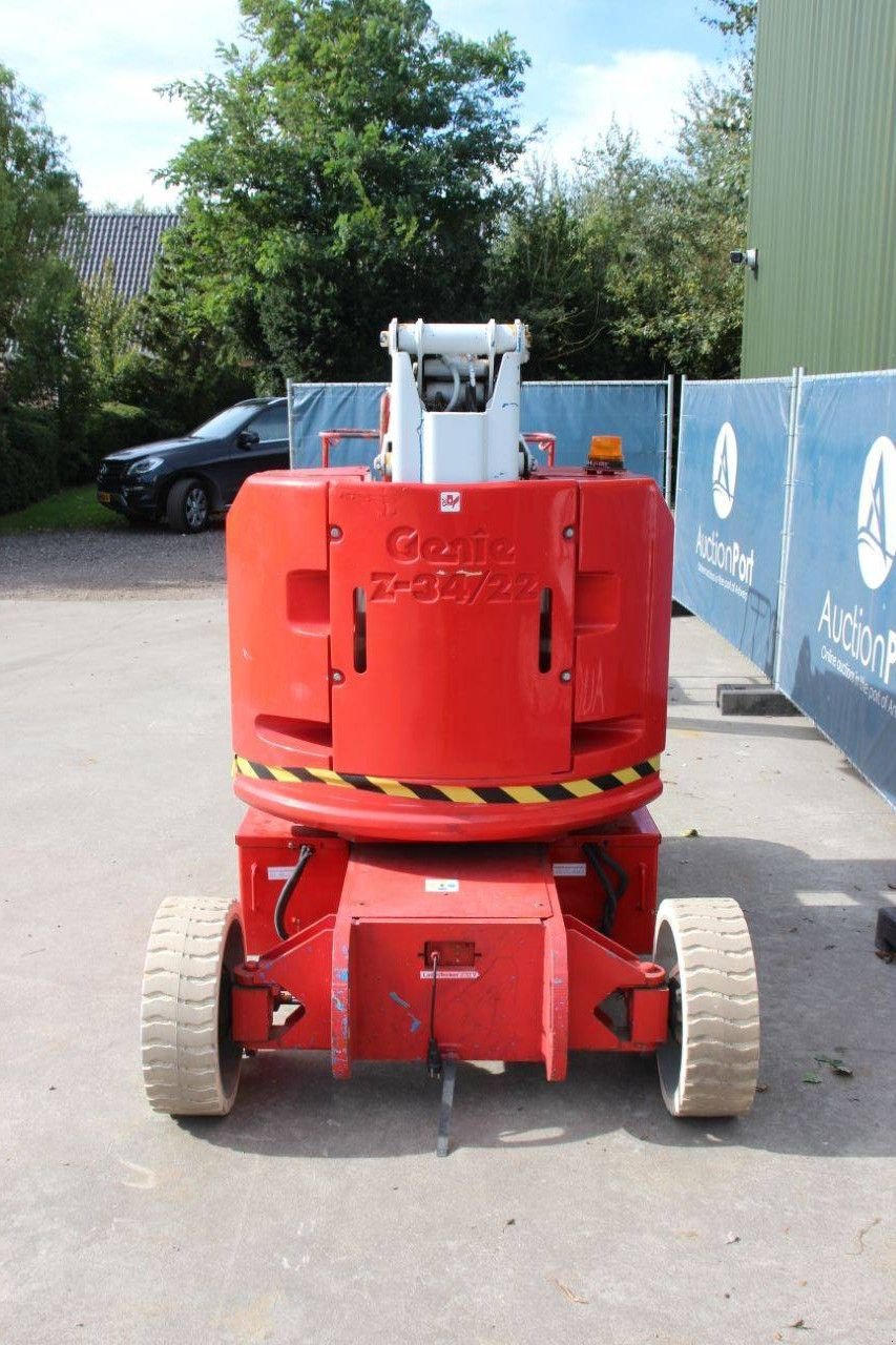 Teleskoparbeitsbühne типа Genie Z-34/22, Gebrauchtmaschine в Antwerpen (Фотография 4)