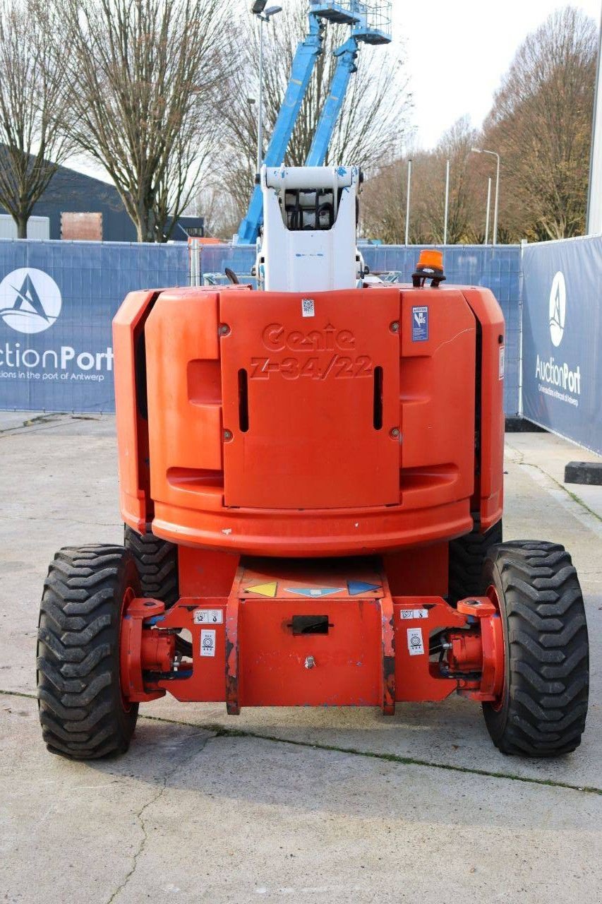 Teleskoparbeitsbühne del tipo Genie Z-34/22, Gebrauchtmaschine en Antwerpen (Imagen 7)