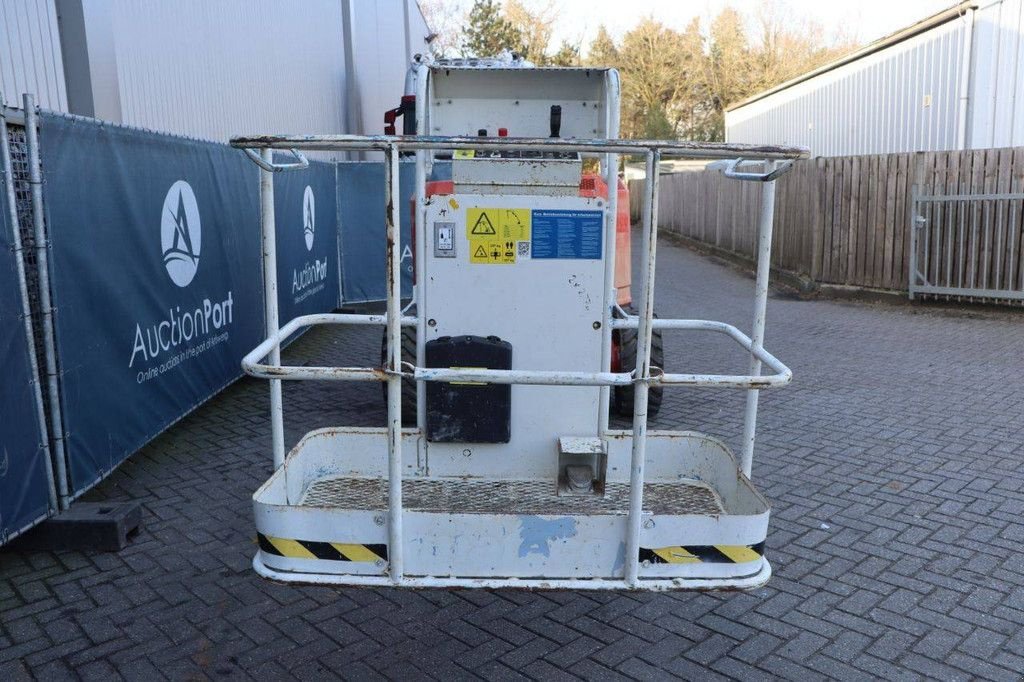 Teleskoparbeitsbühne typu Genie Z-34/22, Gebrauchtmaschine v Antwerpen (Obrázek 9)