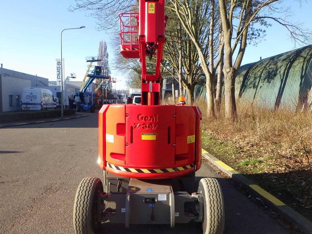 Teleskoparbeitsbühne typu Genie Z-34/22BE, Gebrauchtmaschine v Antwerpen (Obrázek 4)