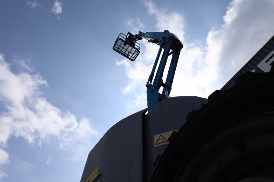 Teleskoparbeitsbühne des Typs Genie Z34/22 Diesel, 4x4 Drive, 12.6m Working Height, 6., Gebrauchtmaschine in Groenlo (Bild 11)