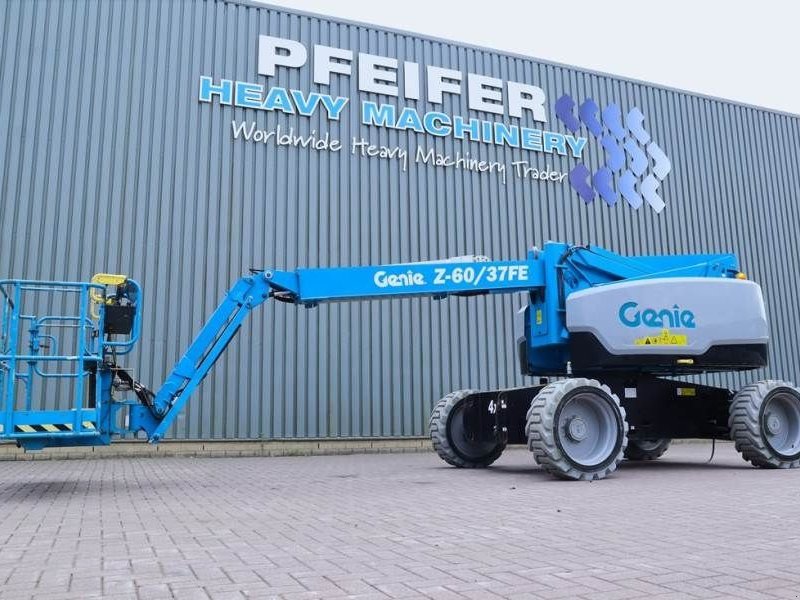 Teleskoparbeitsbühne tip Genie Z60/37FE Guarantee! Hybrid, 4x4 Drive, 20m Working, Gebrauchtmaschine in Groenlo (Poză 1)