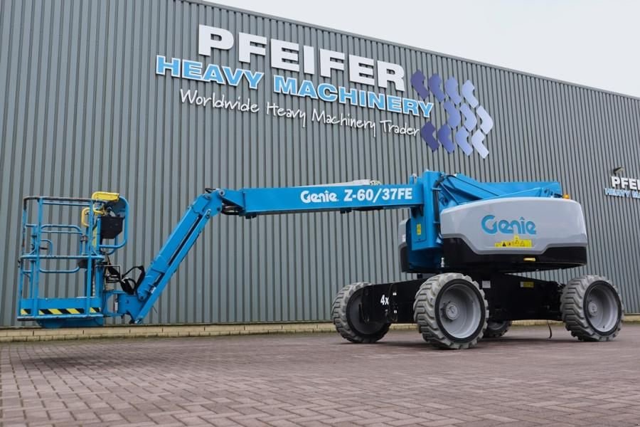 Teleskoparbeitsbühne des Typs Genie Z60/37FE Valid Inspection, *Guarantee! Hybrid, 4x4, Gebrauchtmaschine in Groenlo (Bild 1)
