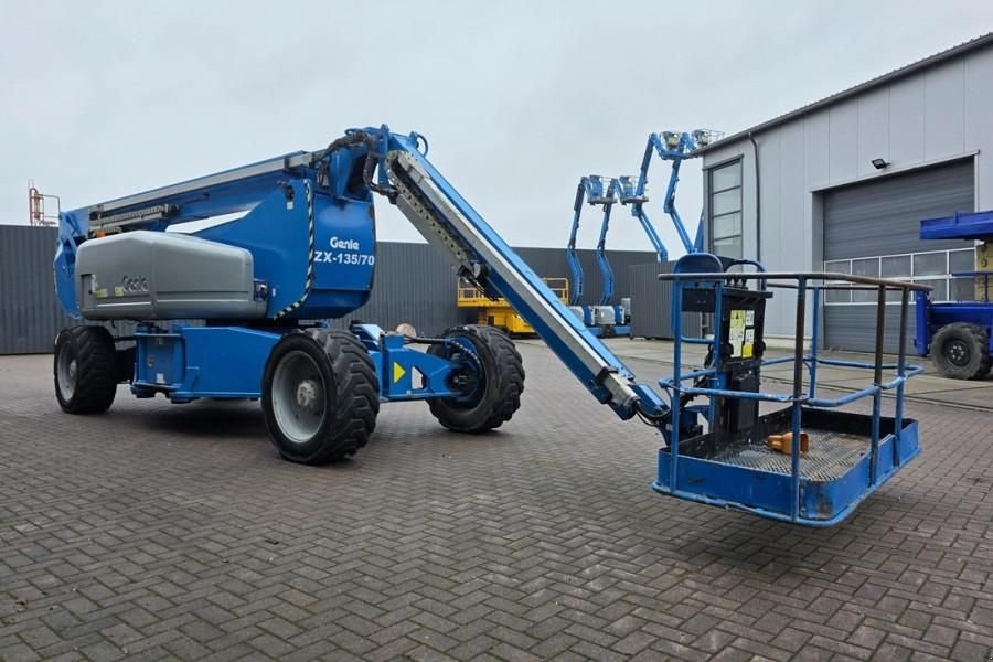 Teleskoparbeitsbühne tipa Genie ZX135/70 Diesel, 4x4x4 Drive, 43m Lifting Height,, Gebrauchtmaschine u Groenlo (Slika 8)