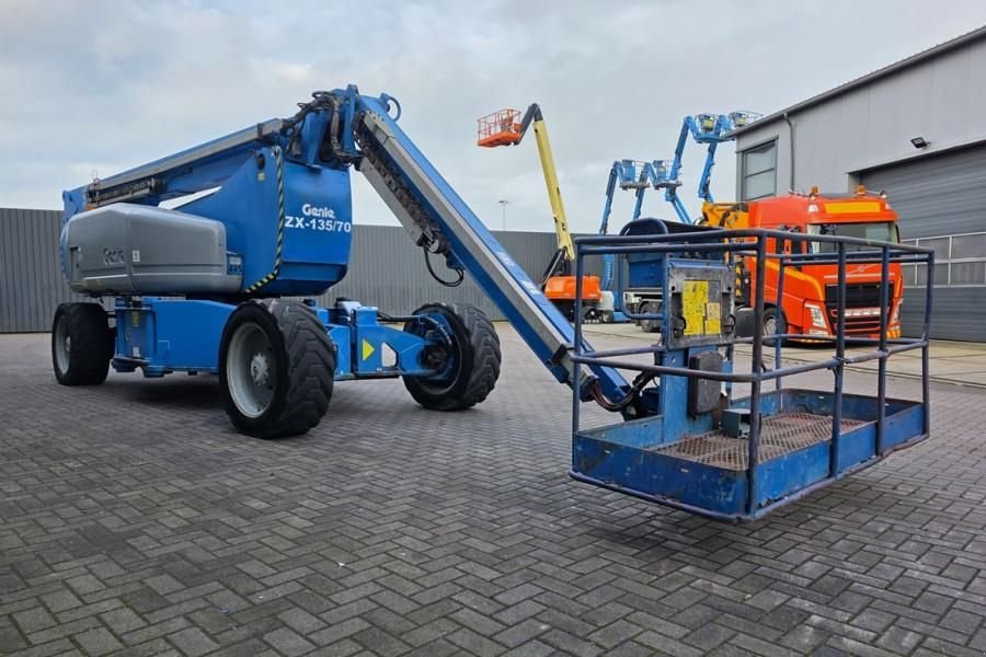 Teleskoparbeitsbühne des Typs Genie ZX135/70 Diesel, 4x4x4 Drive, 43m Lifting Height,, Gebrauchtmaschine in Groenlo (Bild 8)