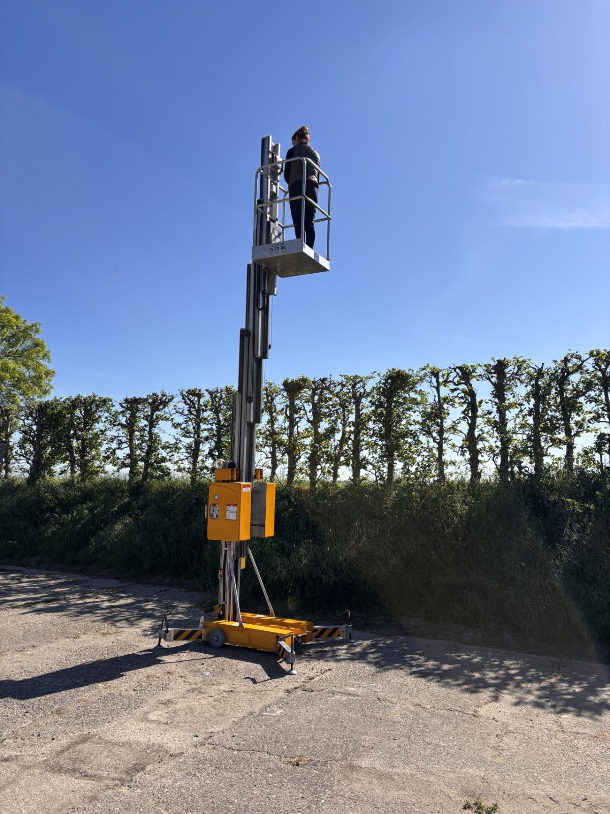 Teleskoparbeitsbühne of the type Grove PM 31 DC, Gebrauchtmaschine in Den Bommel (Picture 1)