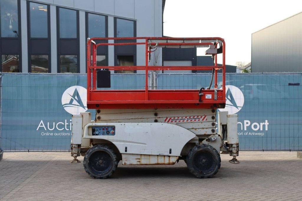Teleskoparbeitsbühne typu Haulotte Ciseaux Compact 12DX, Gebrauchtmaschine v Antwerpen (Obrázok 2)