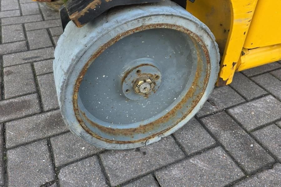 Teleskoparbeitsbühne типа Haulotte Compact 10 As-Is, Electric, 10m Working Height, 45, Gebrauchtmaschine в Groenlo (Фотография 11)