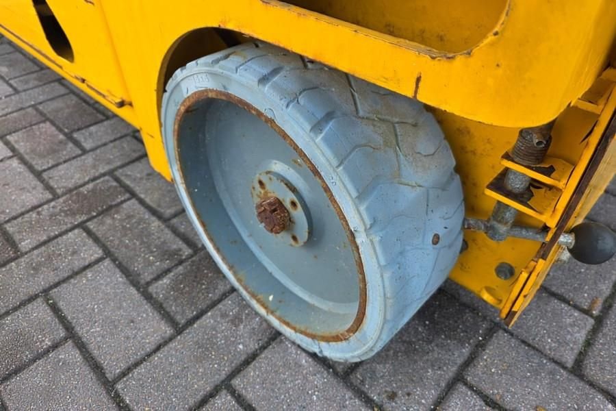 Teleskoparbeitsbühne типа Haulotte Compact 10 As-Is, Electric, 10m Working Height, 45, Gebrauchtmaschine в Groenlo (Фотография 10)